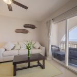 Banana's Oceanfront Suite - Living Room